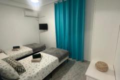 c3d6f9caa_700457700-1